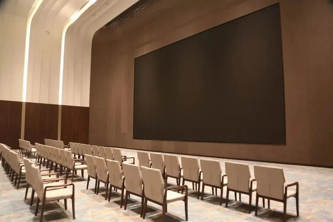 salle multifonctionnelle