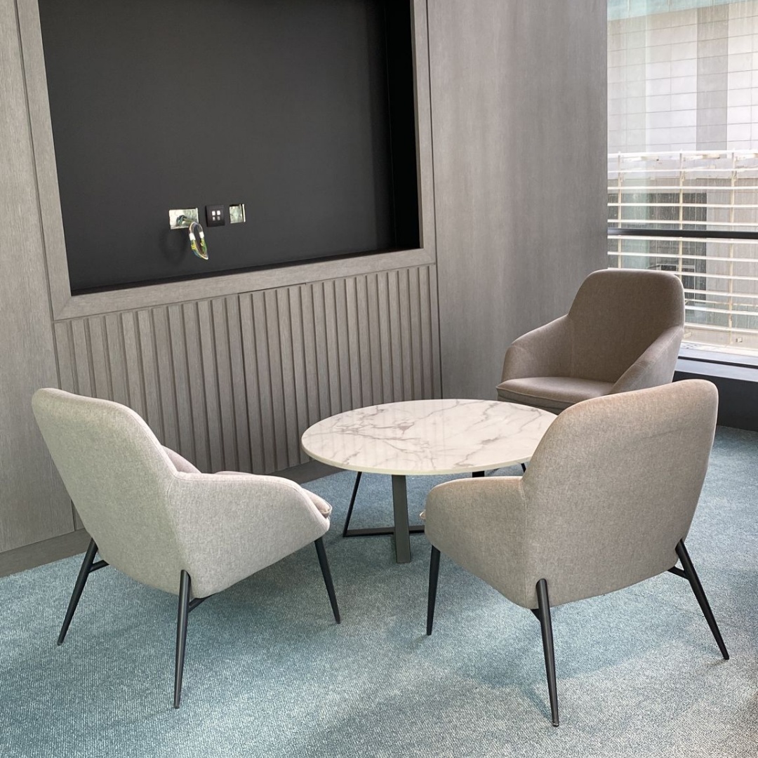 petit espace de discussion au bureau