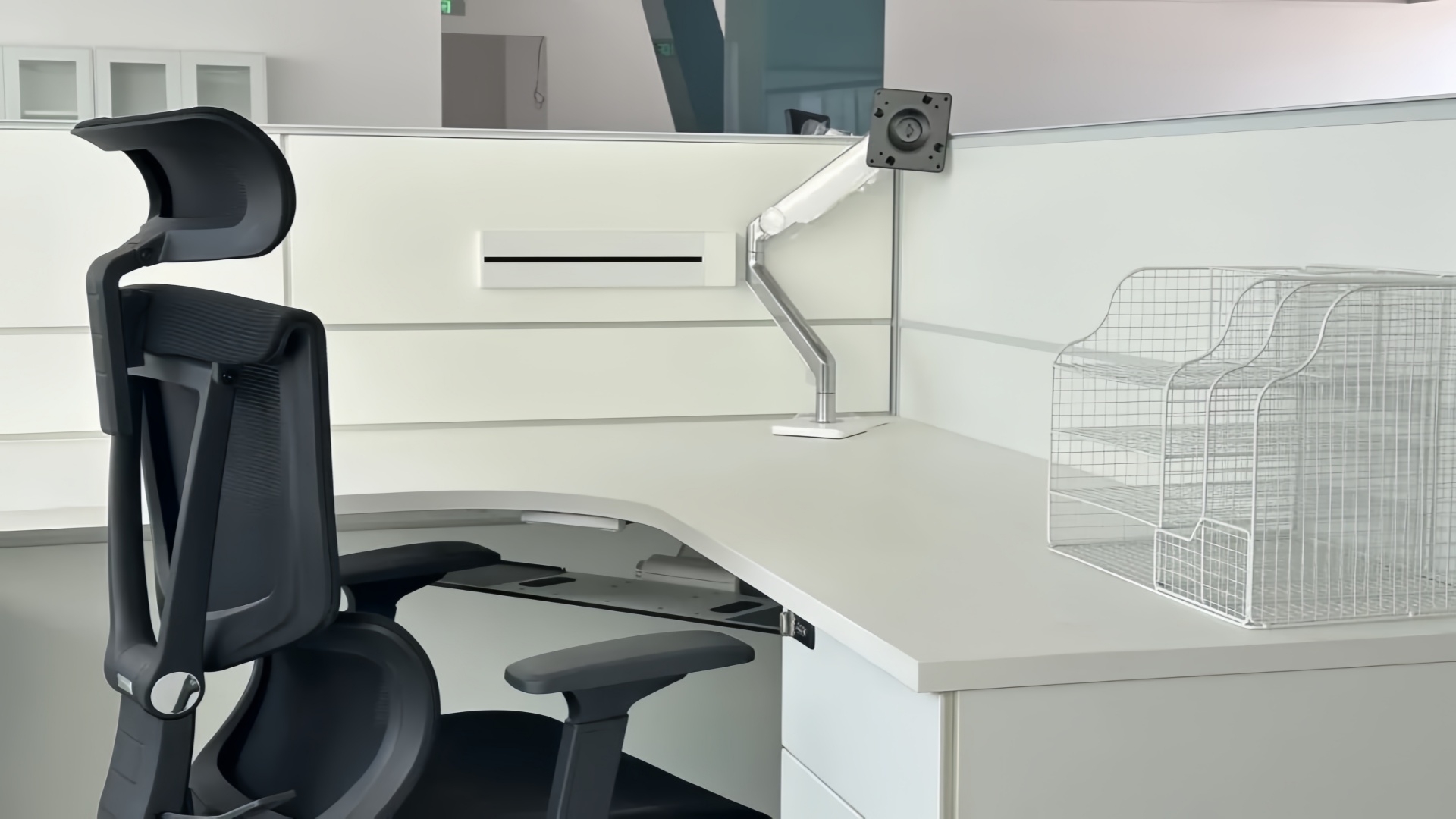 Solution de mobilier de bureau ergonomique 4