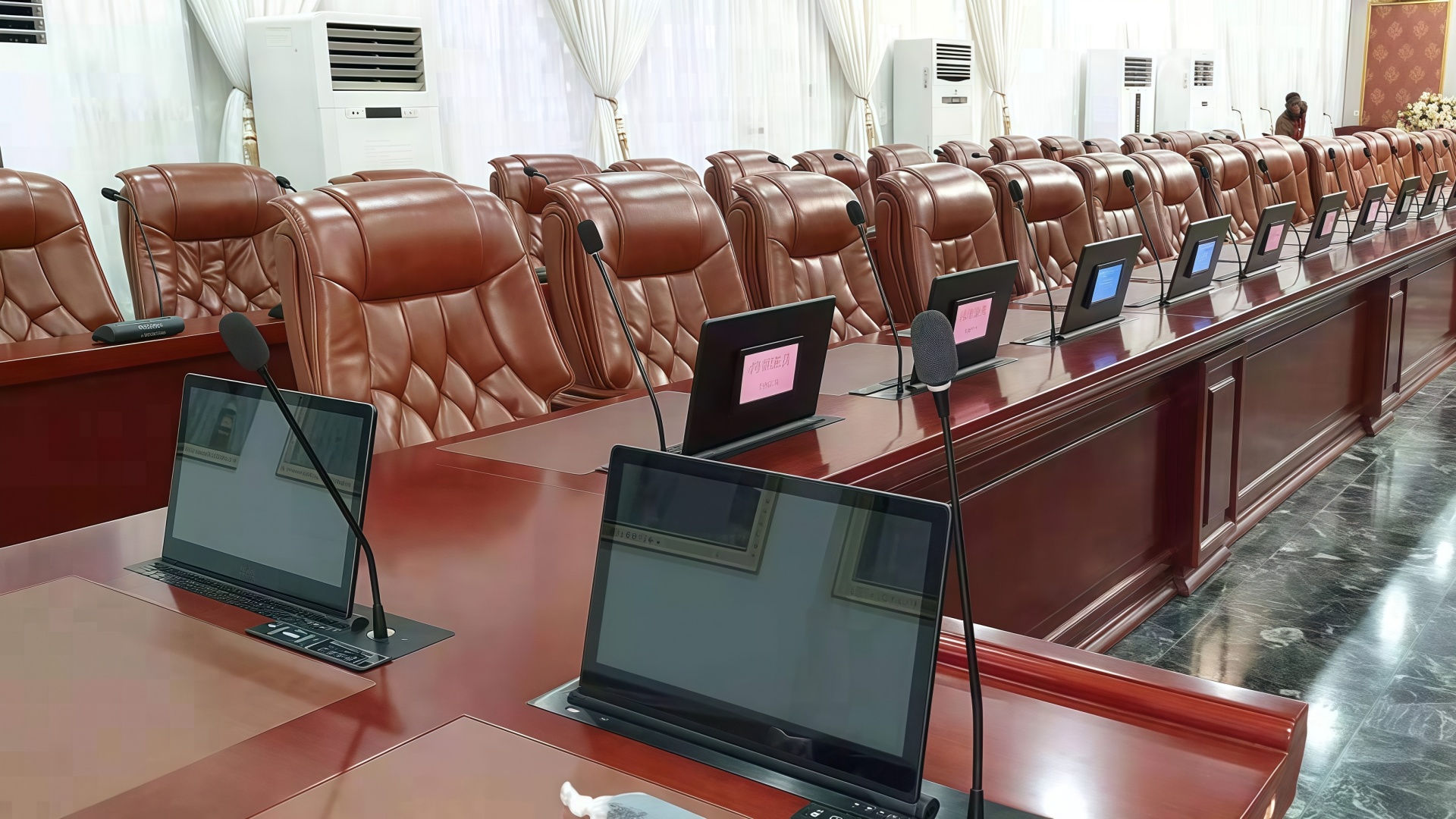 Palais présidentiel de la RD Congo | Projet de bureau par Hongye Furniture