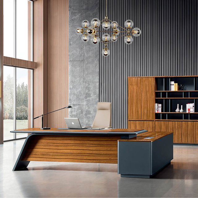 Bureau de direction moderne personnalisé